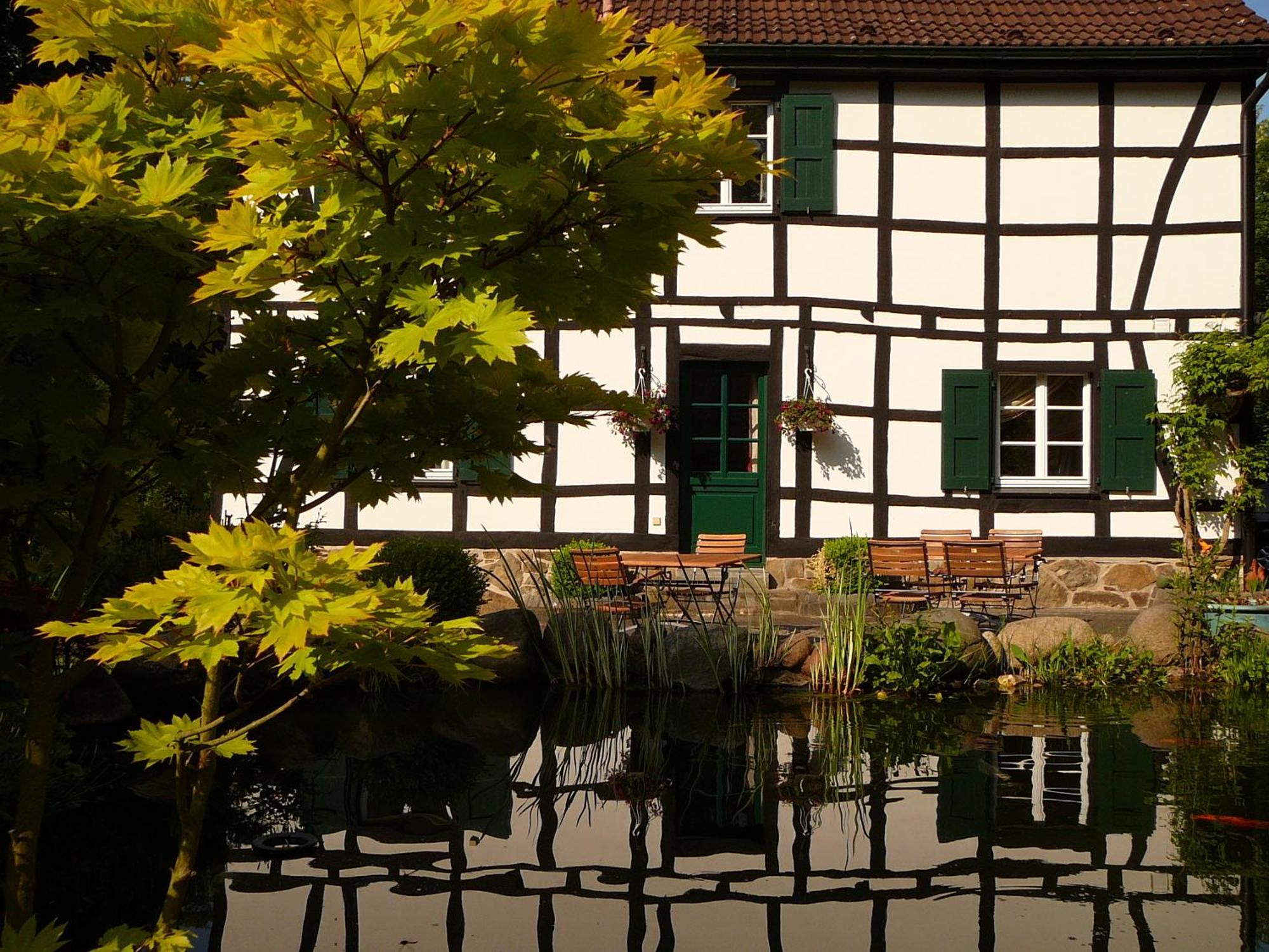 Gaestehaus Wahnenmuehle Hotel Erkrath Kültér fotó